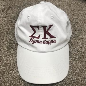 Sigma Kappa hat